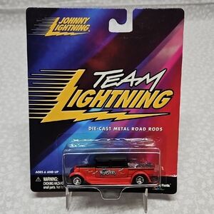 2000 Johnny Lightning The Munsters Die-cast Car Team Lightning